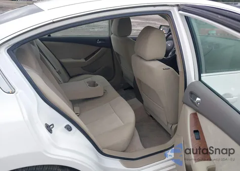 2008 Nissan Altima 2.5 S from USA, damaged, VIN 1N4AL21E28N469869